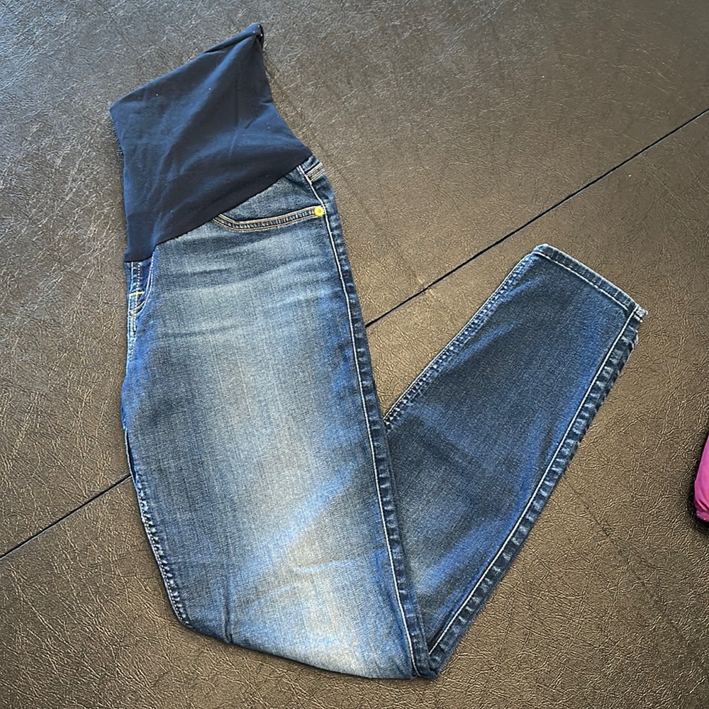 Maternity Jeans, size 29